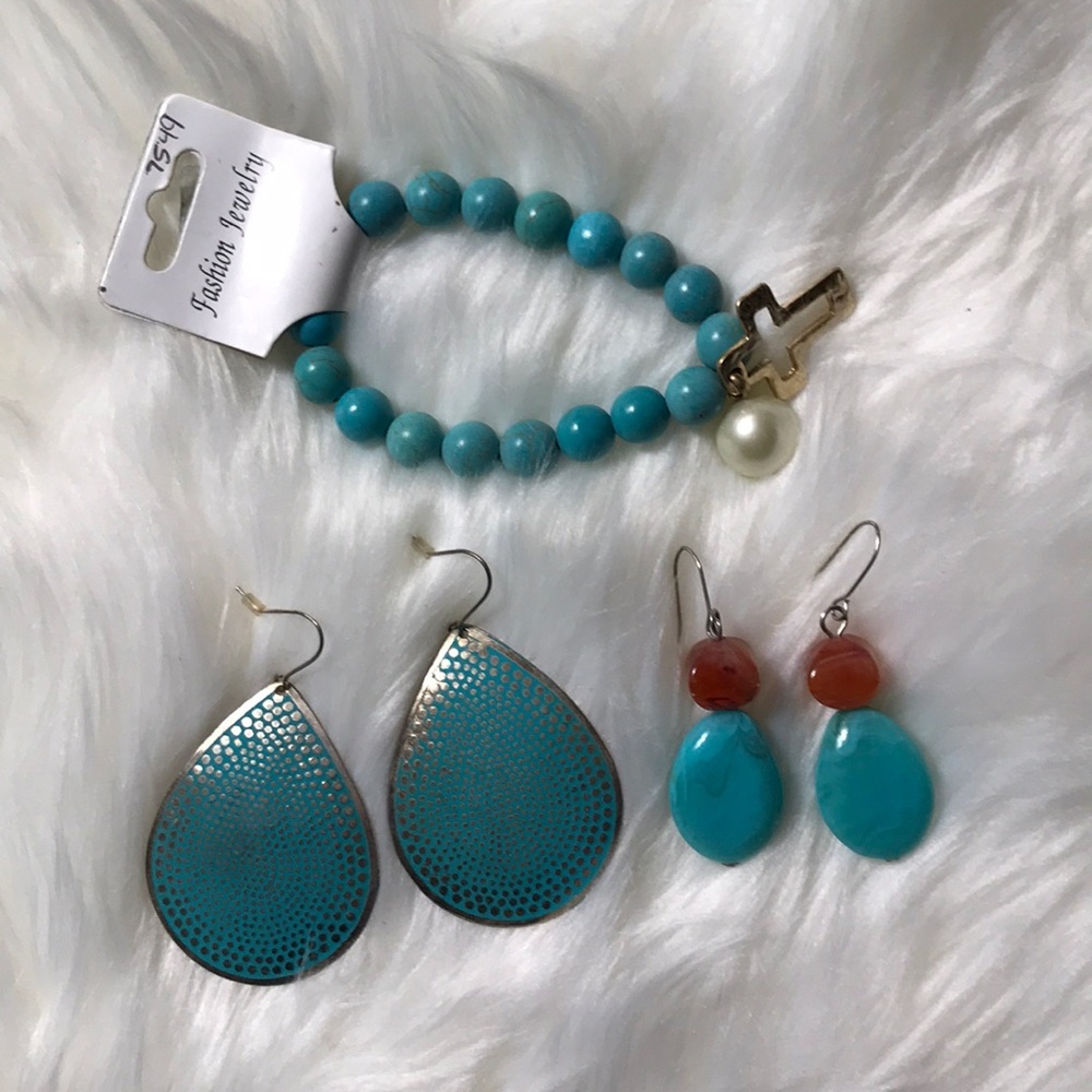 “Turquoise Waters Ahead” earrings and bracelet